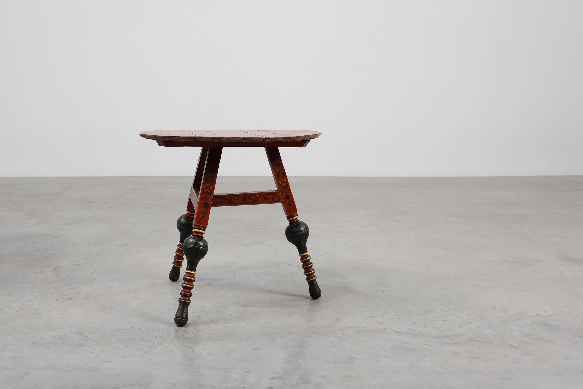 Early 19th century Hindeloopen side table, The Netherlandsthumbnail